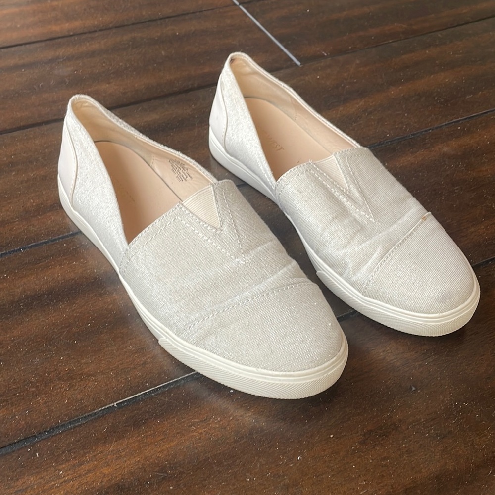 Nine West silver slip on flats